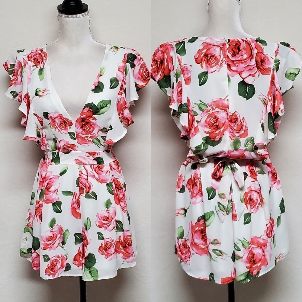 𝅺CHARLOTTE Russe Pink White Peonie Flutter Sleeve Tie Waist Flare Leg Romper L